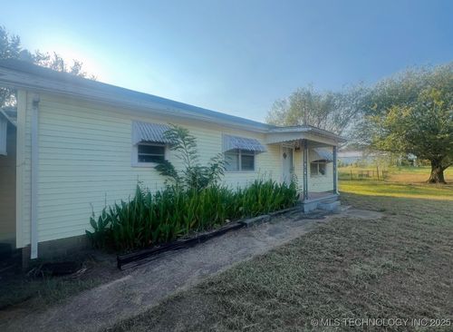 25160 State Highway 76, Ratliff City, OK, 73481-8226 | Card Image