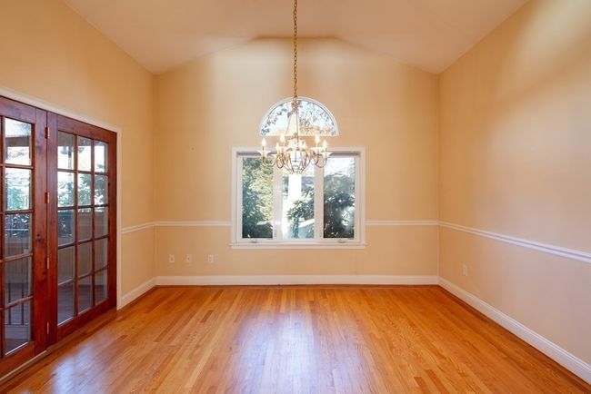 51 Wethersfield Rd, House other with 4 bedrooms, 3 bathrooms and 4 parking in Natick MA | Image 7