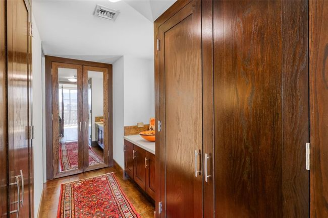 APT-722 - 2016 Main St, Condo with 2 bedrooms, 2 bathrooms and 1 parking in Houston TX | Image 25