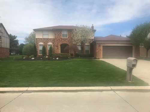 3242 Salem Dr, Rochester Hills, MI, 48306-2931 | Card Image
