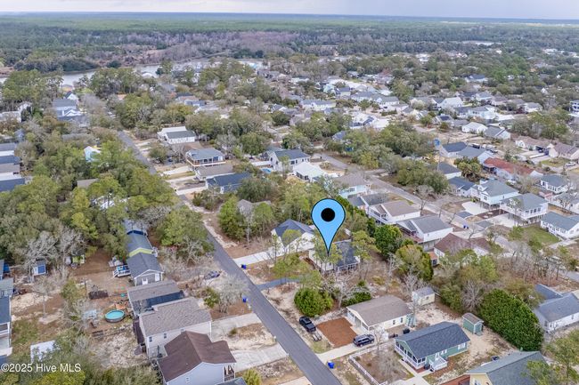 114 Nw 14 Th St, House other with 3 bedrooms, 2 bathrooms and null parking in Oak Island NC | Image 42