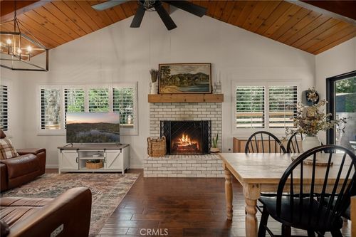 374 Dunant Dr, Crestline, CA, 92325-9563 | Card Image