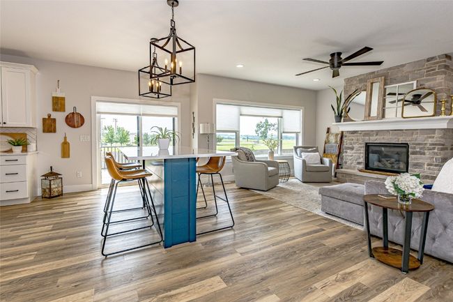 608 Pointer Cir, House other with 5 bedrooms, 3 bathrooms and null parking in Center Point IA | Image 9