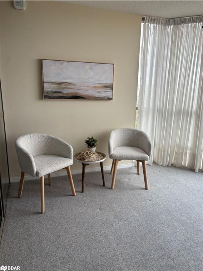 602 - 20 Mcfarlane Dr, House attached with 2 bedrooms, 1 bathrooms and 1 parking in Halton Hills ON | Image 20