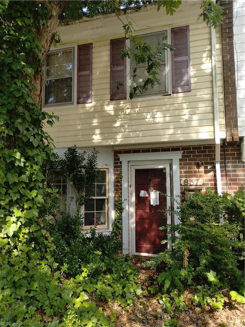 857 Windom Place, Virginia Beach, VA, 23454 | Card Image