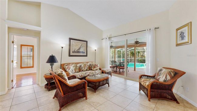 140 Sage Cir, House other with 3 bedrooms, 2 bathrooms and null parking in Crystal Beach FL | Image 24