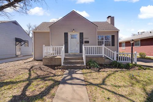 1008 Funston St, Salina, KS, 67401-5515 | Card Image