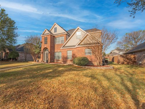 210 Sendero Dr, Waxahachie, TX, 75165-1561 | Card Image