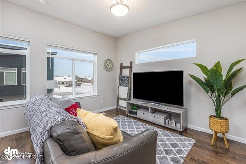 177 Willow View Cir, Anchorage, AK, 99504-0003 | Card Image