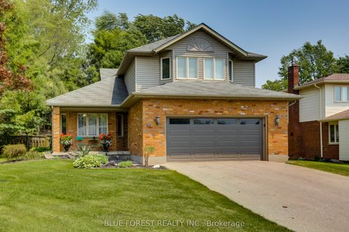 14 Eric Dr, Dorchester, ON, N0L1G1 | Card Image