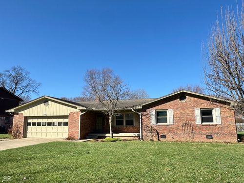 768 Leisure Ln, Greenwood, IN, 46142-8319 | Card Image