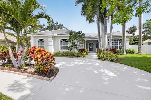 4880 Glenn Pine Ln, Boynton Beach, FL, 33436-6156 | Card Image