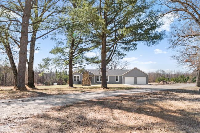 6435 E 64 Th St, House other with 5 bedrooms, 3 bathrooms and null parking in Chase MI | Image 4
