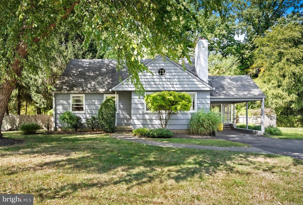 Lower Ferry Rd, Ewing, NJ 08618