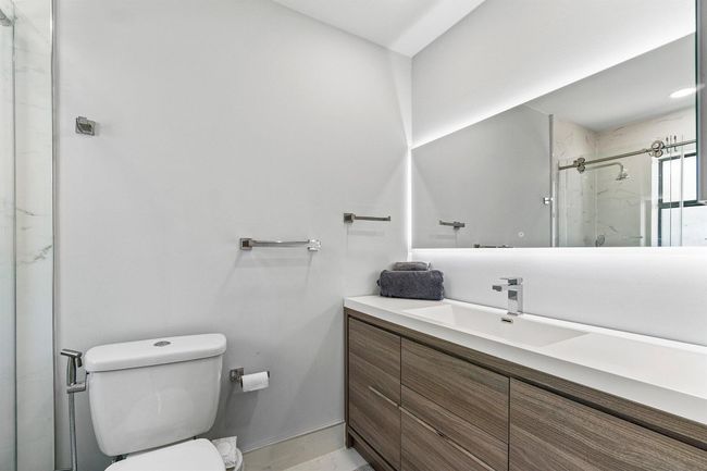 981 Wynndale Way, House other with 3 bedrooms, 2 bathrooms and null parking in Lantana FL | Image 17
