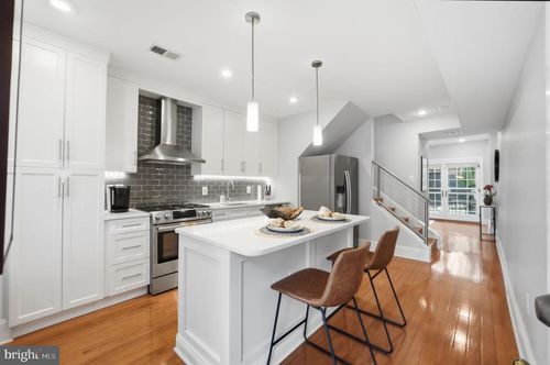 1433 W St Nw, WASHINGTON, DC, 20009-5803 | Card Image