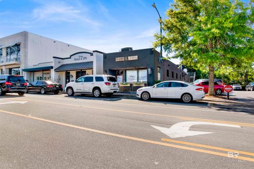 61 N Section St, Fairhope, AL, 36532-2215 | Card Image