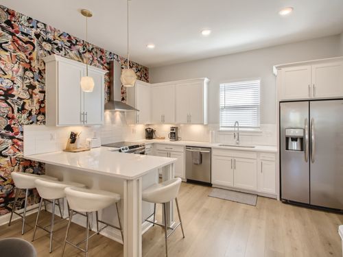 2122 24th Ave N, Nashville, TN, 37208-1006 | Card Image
