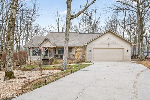 29 Overlook Ter, Crossville, TN, 38558-7086 | Card Image