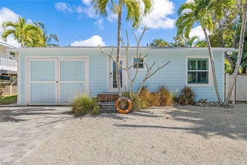 16200 Antigua Way, Bokeelia, FL, 33922-1636 | Card Image