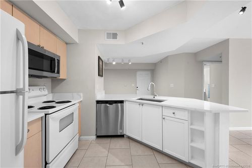 3674 Nw Adriatic Ln, Jensen Beach, FL, 34957-3111 | Card Image