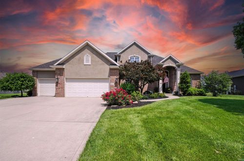 1205 Dewey St, Auburn, IN, 46706-9461 | Card Image