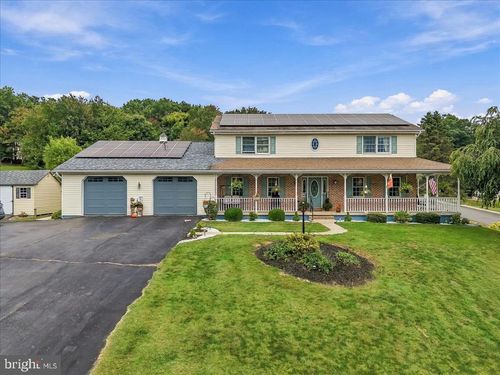 322 W 10th Street, Jim Thorpe, PA, 18229 | Card Image