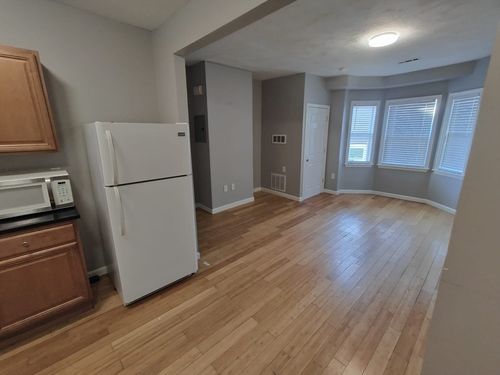 2-30 Vine St, Haverhill, MA, 01830-5734 | Card Image