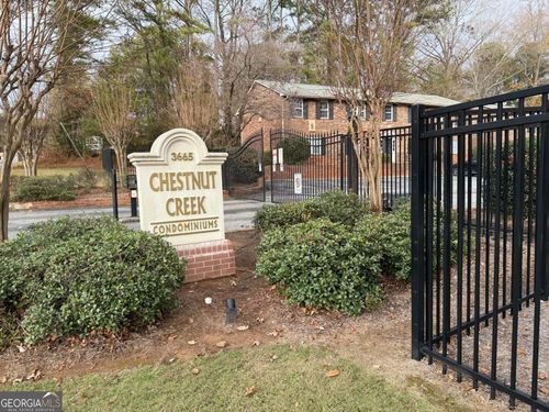 f2-3665 Chestnut Dr, Atlanta, GA, 30340-2027 | Card Image