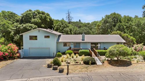 2155 Gowan Way, Redwood Valley, CA, 95470-9557 | Card Image