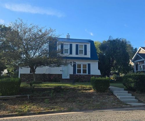 625 W Broadway St, Higginsville, MO, 64037-1839 | Card Image