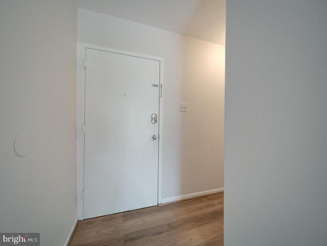 APT-101 - 5017 7 Th Rd S, Condo with 2 bedrooms, 2 bathrooms and null parking in ARLINGTON VA | Image 35