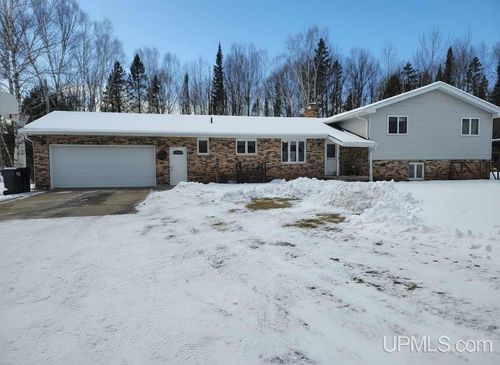 8360 N.3 Lane, Gladstone, MI, 49837-0000 | Card Image