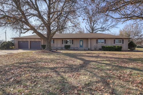 13200 Oregon Ln, Neosho, MO, 64850-7718 | Card Image
