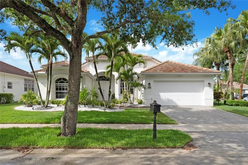 3085 Lakewood Cir, Weston, FL, 33332-1844 | Card Image