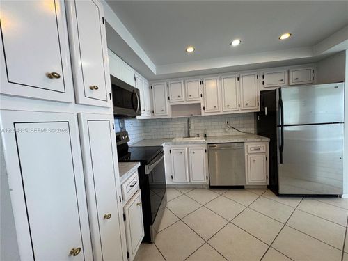 1603-18041 Biscayne Blvd, Aventura, FL, 33160-5251 | Card Image