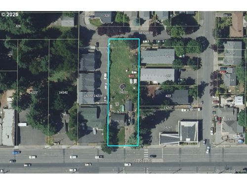 14221 Se Stark St, Portland, OR, 97233 | Card Image