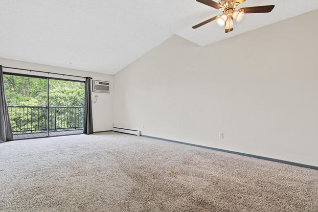 1566 Millpond Ct, Chaska-3.jpg | Image 4