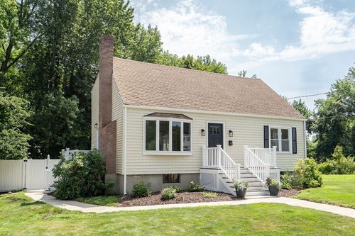 51 Maynard Rd, Dedham, MA, 02026-1818 | Card Image