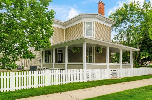 543 N State St, Westerville, OH, 43082-9061 | Card Image