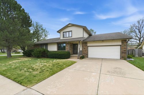 10103 W Alamo St, Wichita, KS, 67212-1263 | Card Image