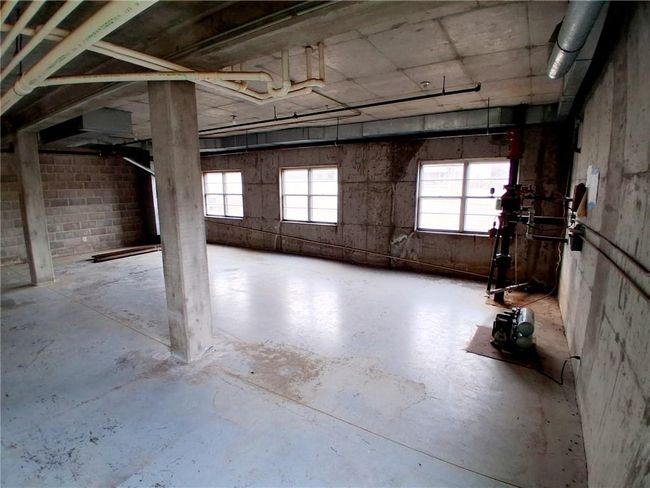 600 E Mary St, Condo with 0 bedrooms, 0 bathrooms and 18 parking in Yates Center KS | Image 38