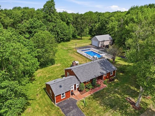 126 Putnam Hill Rd, Sutton, MA, 01590-1718 | Card Image