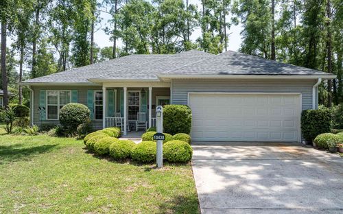 10438 Wildwood Dr, Live Oak, FL, 32064-8264 | Card Image