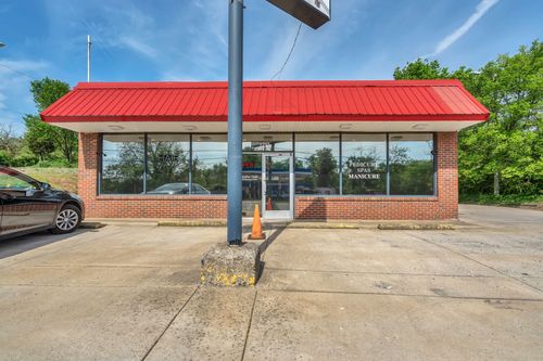 2702 Dickerson Pike, Nashville, TN, 37207 | Card Image