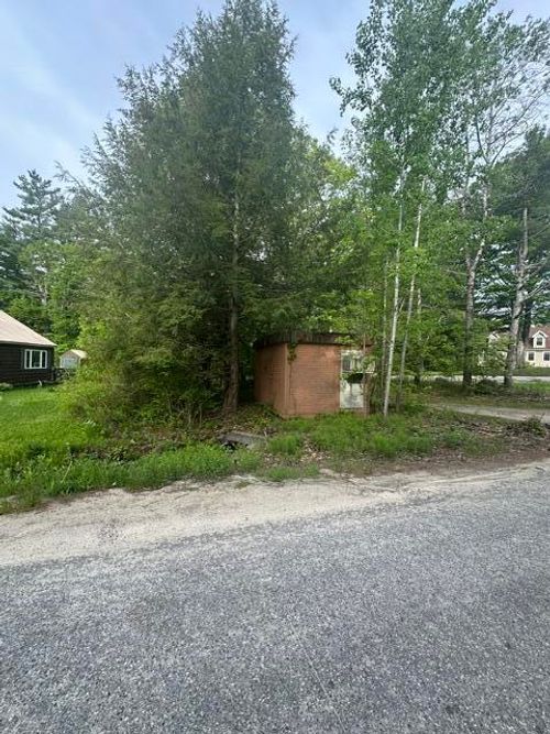1 Vista Drive, Windham, ME, 04062 | Card Image