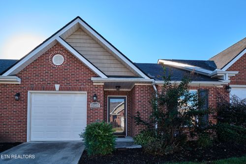 2145 Beacon Light Way, Knoxville, TN, 37931-4081 | Card Image