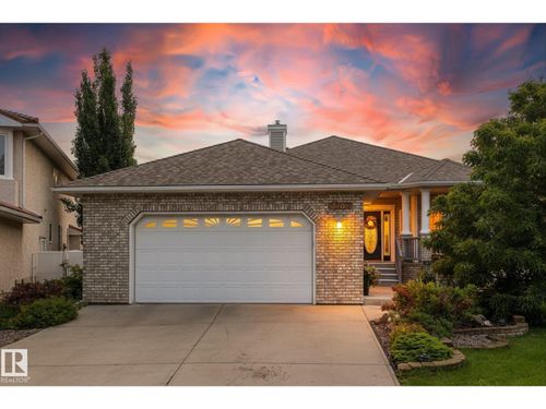 8704 165 Ave Nw, Edmonton, AB, T5Z3W9 | Card Image