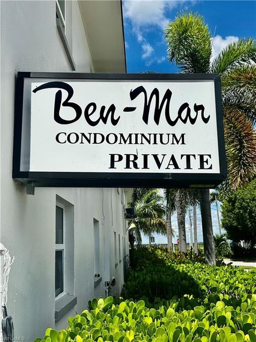 apt-113-2590 1st St, Fort Myers, FL, 33901-2402 | Card Image