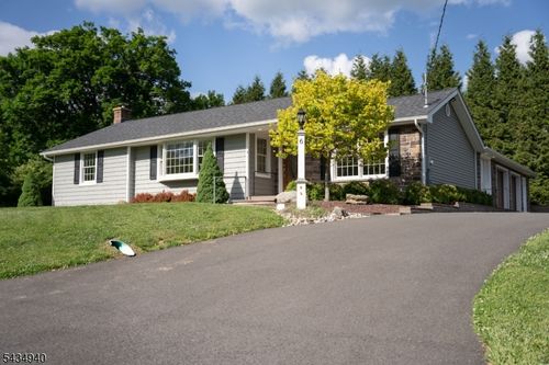 6 Hillside Ln, Milford, NJ, 08848-1606 | Card Image